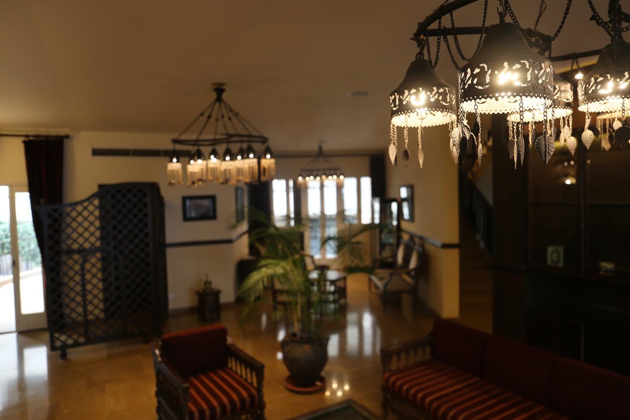 Quartier Suisse Hotel Brummana Eksteriør billede
